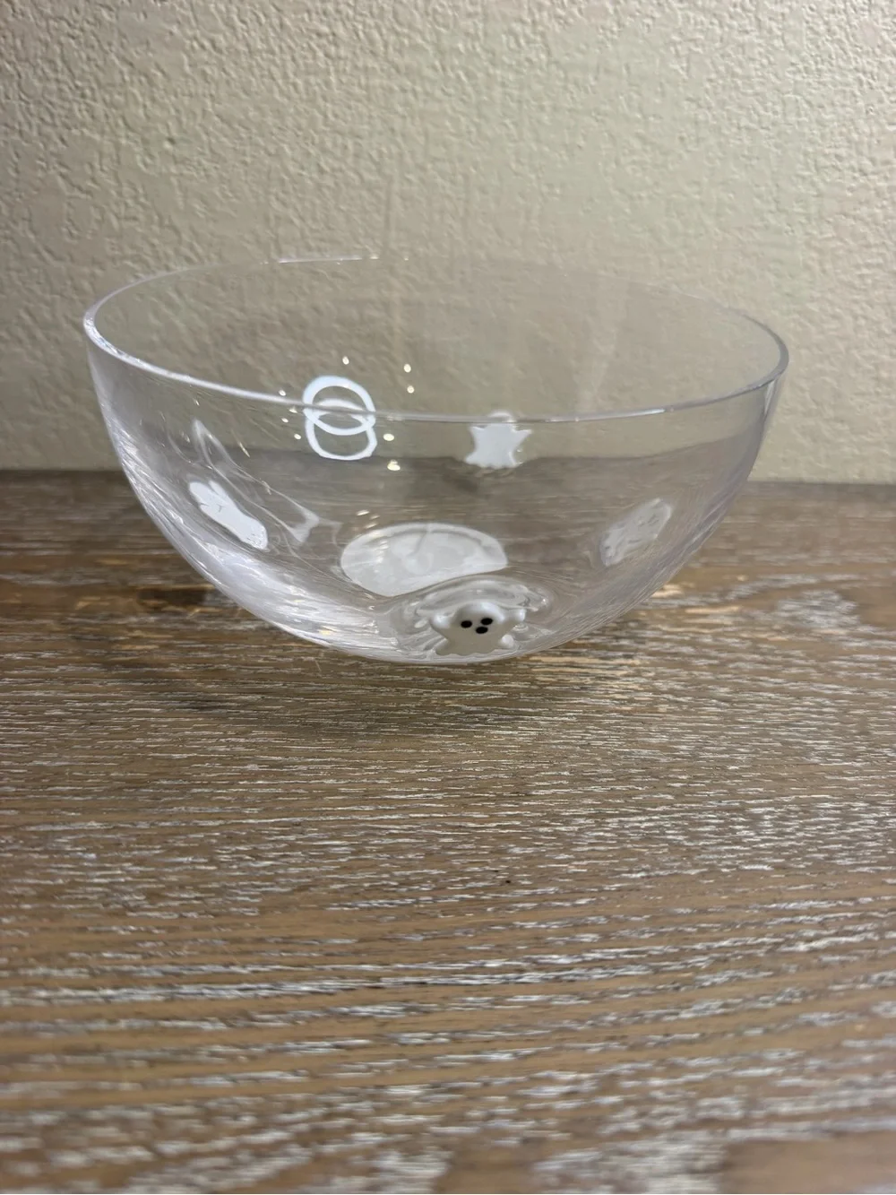 22.6 fl oz Halloween Ghosts Glass Icon Serving Bowl - Hyde and EEK! Boutique